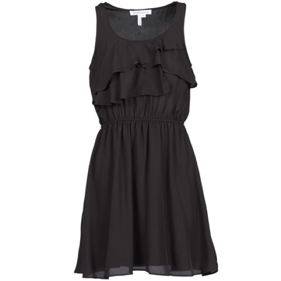 BCBGeneration Dresses & Skirts - NWT -BCBGeneration ESTRELLA Dress- MEDIUM